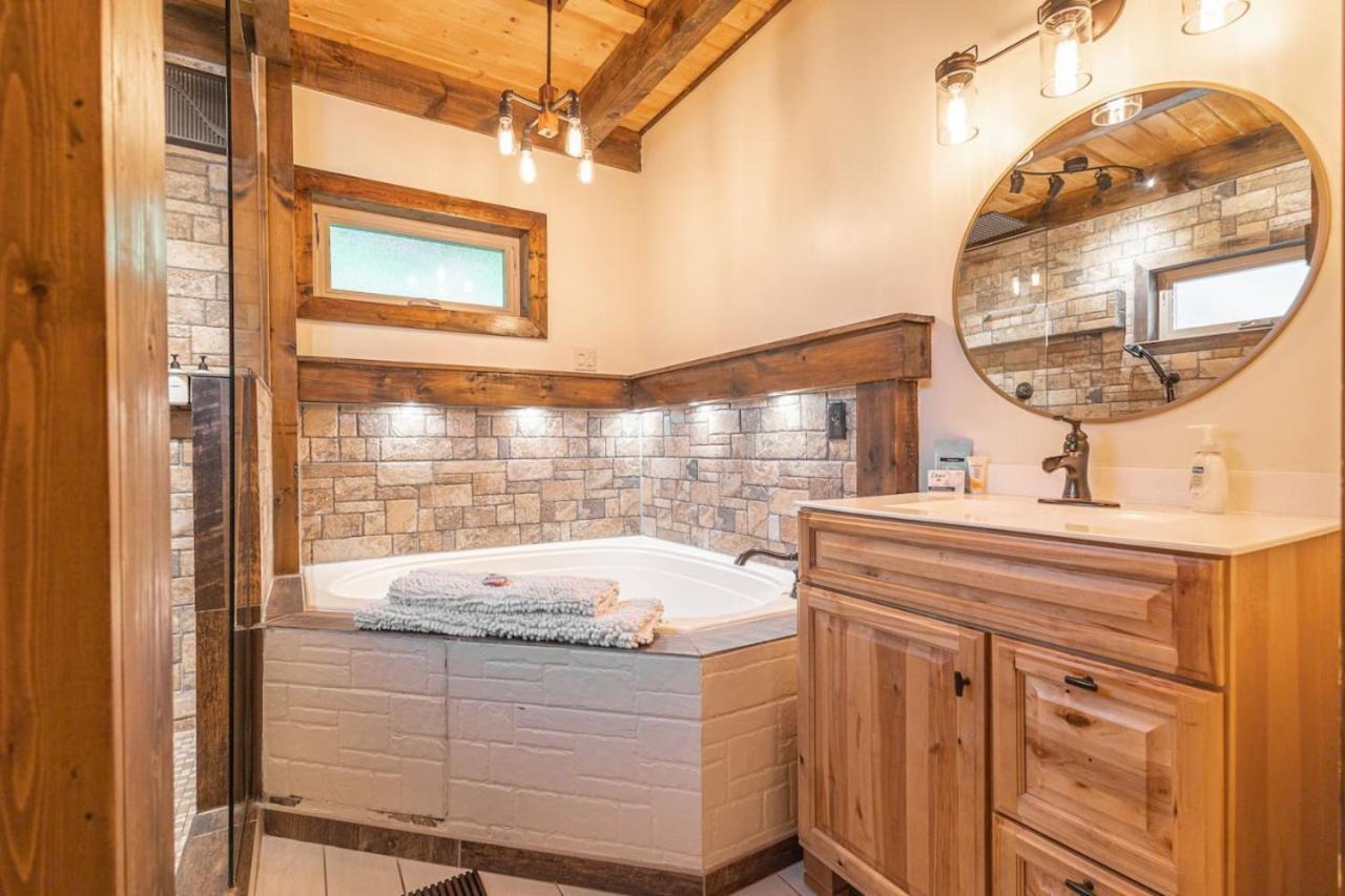 Canyon View Treehouse- Relaxing Getaway In Jasper With An Amazing View 외부 사진